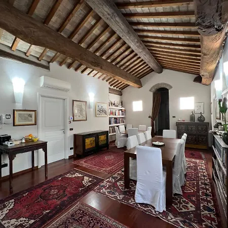 A Casa Di Paola 3* 라벤나